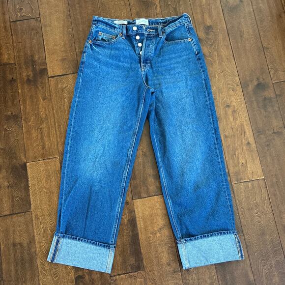 Universal Thread Mid Rise Cuffed 90s Baggy Jeans Dark Denim Blue Women's 6 NEW - Picture 2 of 7